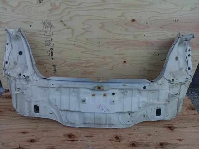 Задняя панель TOYOTA Corolla Spacio 