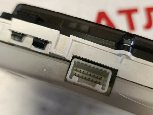 Щиток приборов TOYOTA Corolla Fielder 