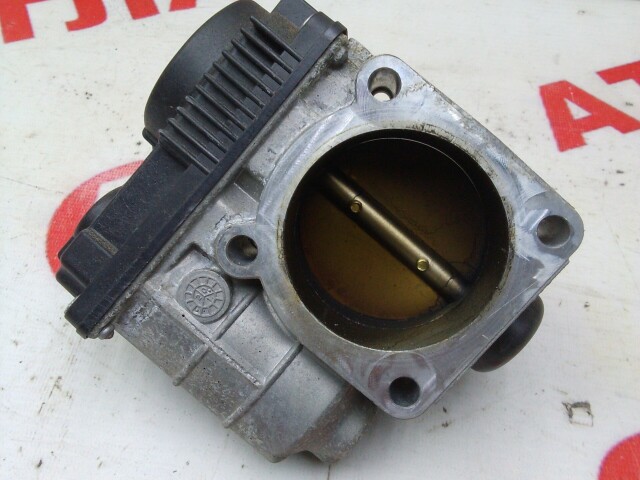 Дроссельная заслонка NISSAN Primera QR20-DE