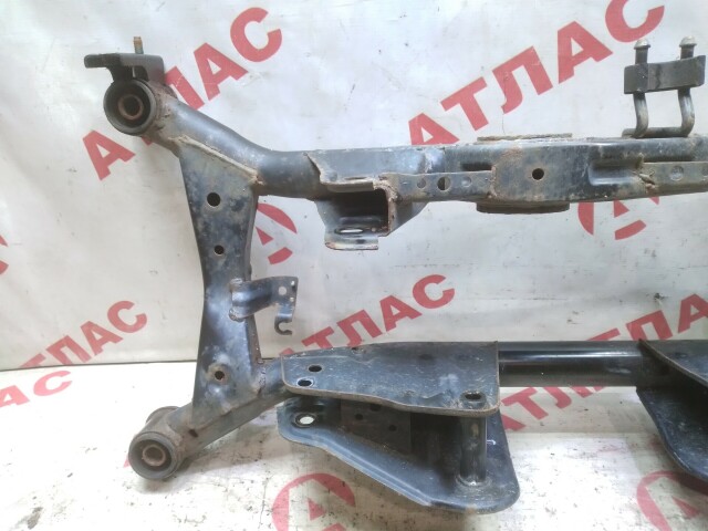 Балка задняя NISSAN X-Trail 