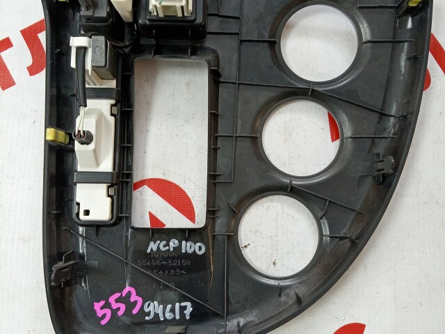 Накладка TOYOTA Ractis 