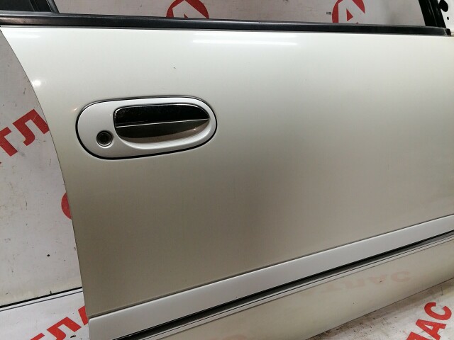 Дверь NISSAN Bluebird Sylphy 