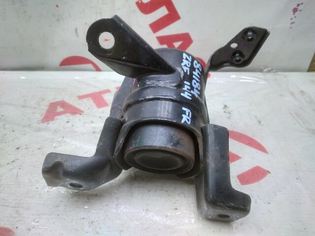 Подушка ДВС TOYOTA Corolla Fielder 2ZR-FE