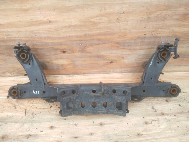 Балка задняя TOYOTA Avensis 