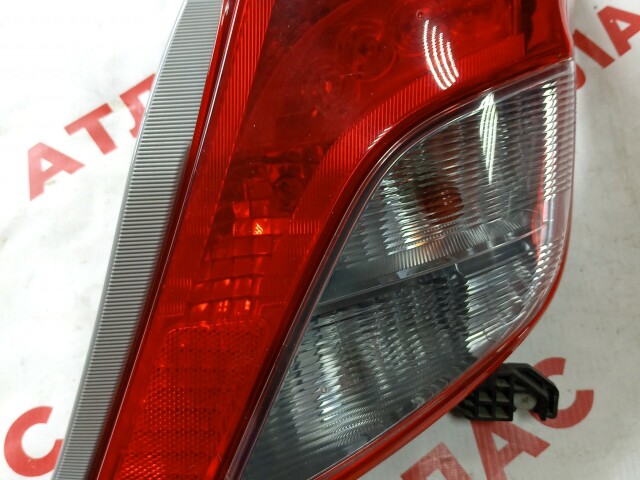 Стоп TOYOTA Vitz 