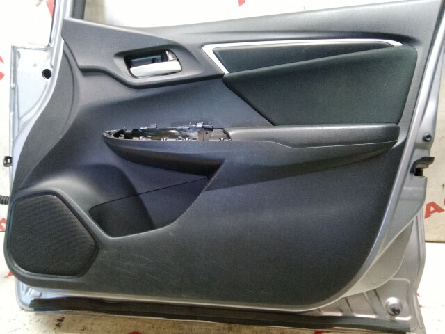 Дверь HONDA Fit 