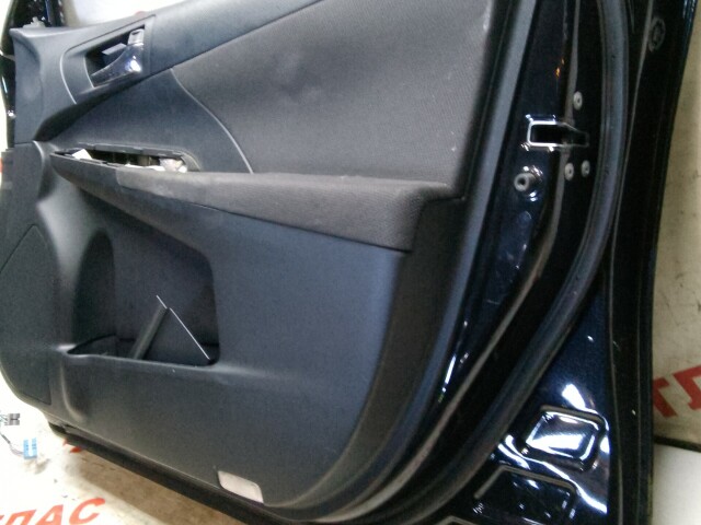 Дверь TOYOTA Camry 