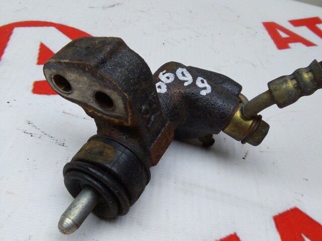 Рабочий цилиндр сцепления NISSAN Sunny QG15-DE