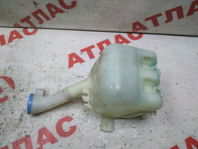 Бачок омывателя HONDA Fit 