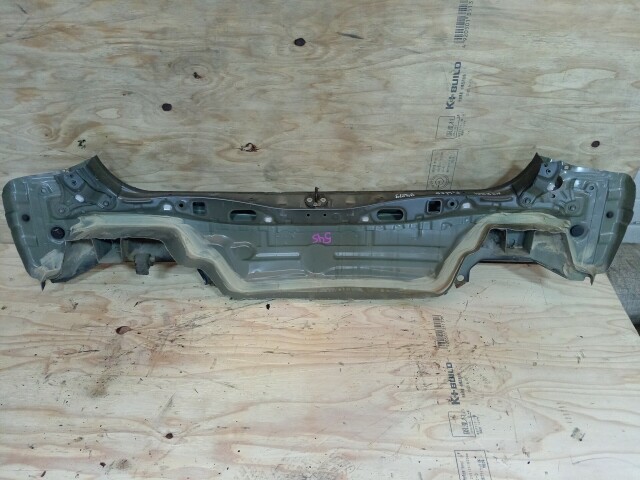 Задняя панель TOYOTA Corolla Fielder 