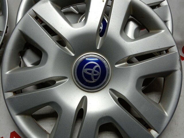 Колпак на колесо TOYOTA - 