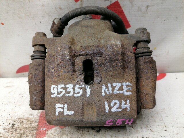 Суппорт TOYOTA Corolla Runx 