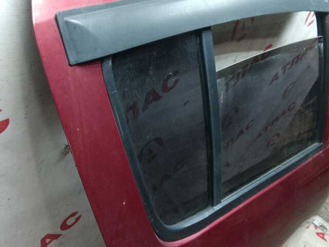 Дверь RENAULT Sandero Stepway 