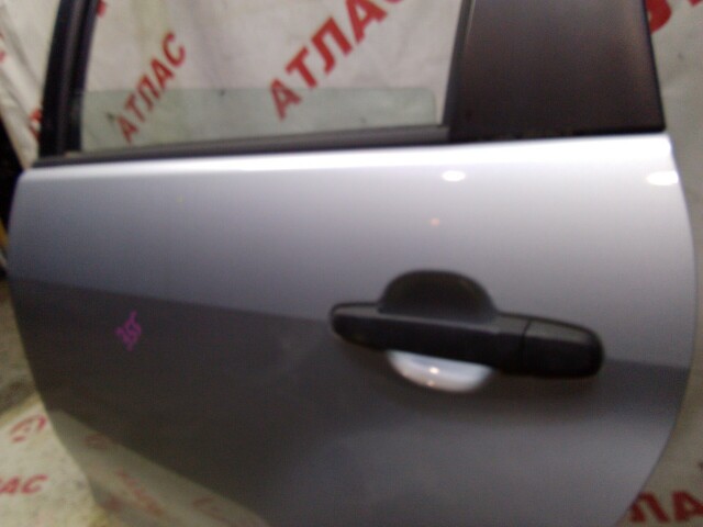 Дверь TOYOTA Ist 