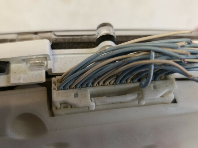 Щиток приборов TOYOTA Corolla 