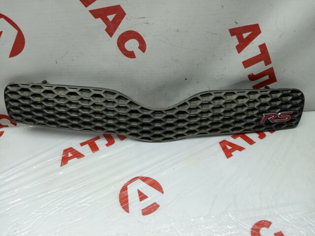 Решетка радиатора TOYOTA Vitz 