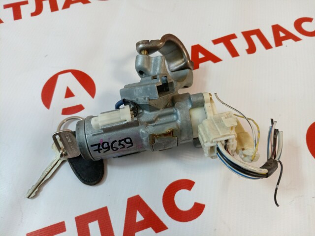 Замок зажигания TOYOTA Ist 