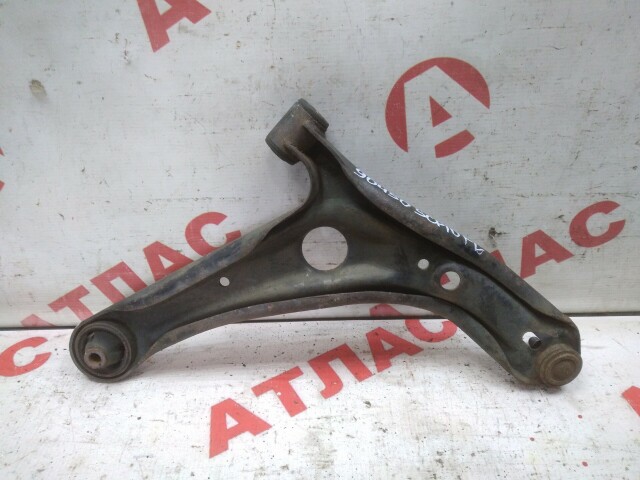 Рычаг TOYOTA Vitz 