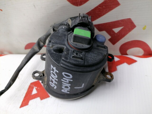 Туманка TOYOTA Camry 