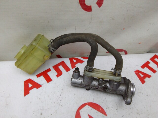 Главный тормозной цилиндр TOYOTA Corolla Spacio 