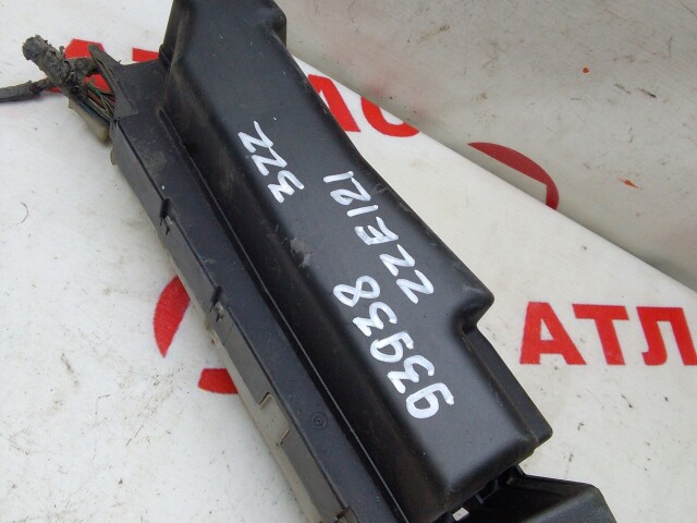 Блок предохранителей TOYOTA Corolla 3ZZ-FE