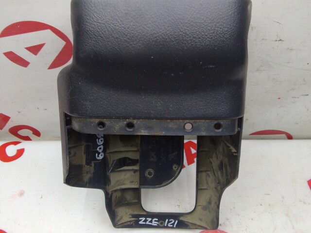 Кожух рулевой колонки TOYOTA Corolla 