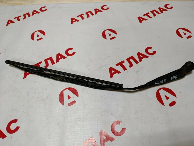 Дворник двери багажника TOYOTA FunCargo 