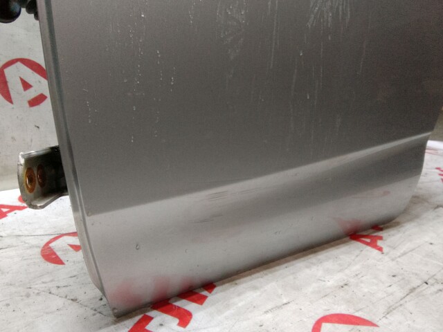 Дверь NISSAN Wingroad 