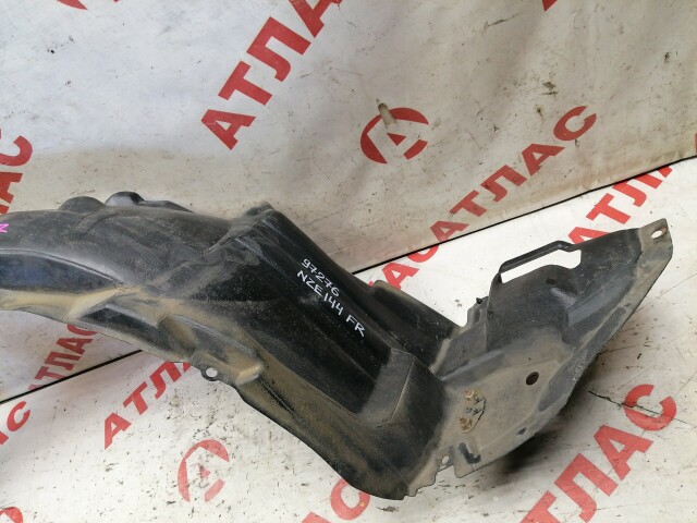 Подкрылок TOYOTA Corolla Fielder 