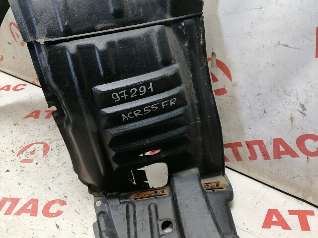 Подкрылок TOYOTA Estima 