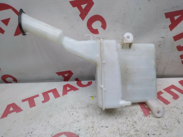 Бачок омывателя TOYOTA FunCargo 