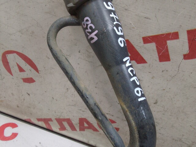 Горловина бензобака TOYOTA Ist 