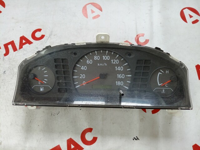 Щиток приборов NISSAN Sunny 