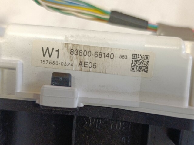 Щиток приборов TOYOTA Wish 