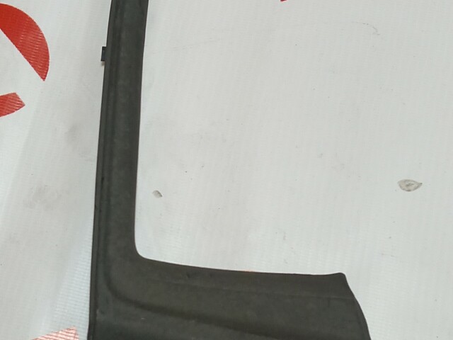 Уголок жабо TOYOTA Vitz 