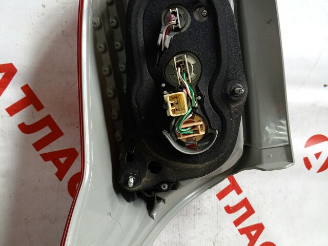 Стоп TOYOTA Corolla Fielder 