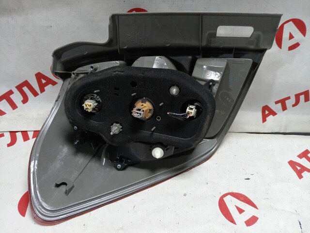Стоп TOYOTA Ractis 