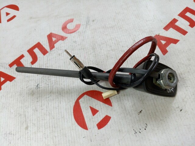 Антенна TOYOTA Ist 