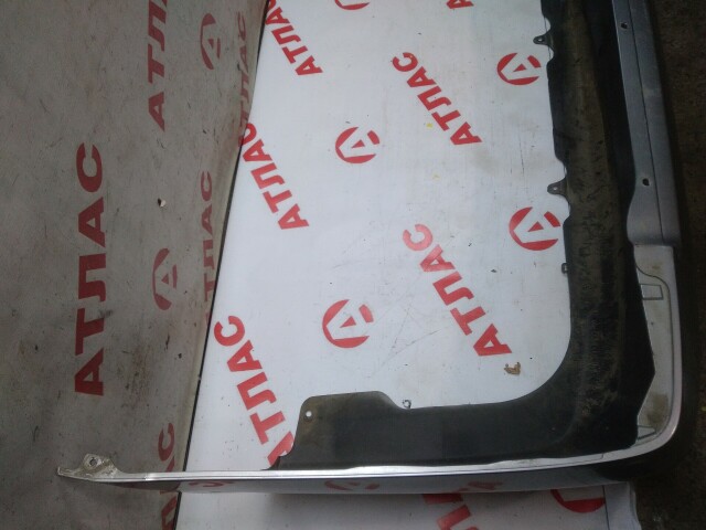 Бампер задний NISSAN Sunny 