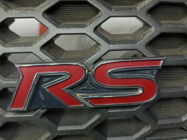 Решетка радиатора TOYOTA Vitz 