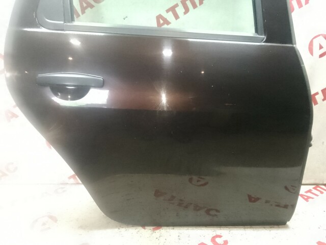 Дверь RENAULT Duster 