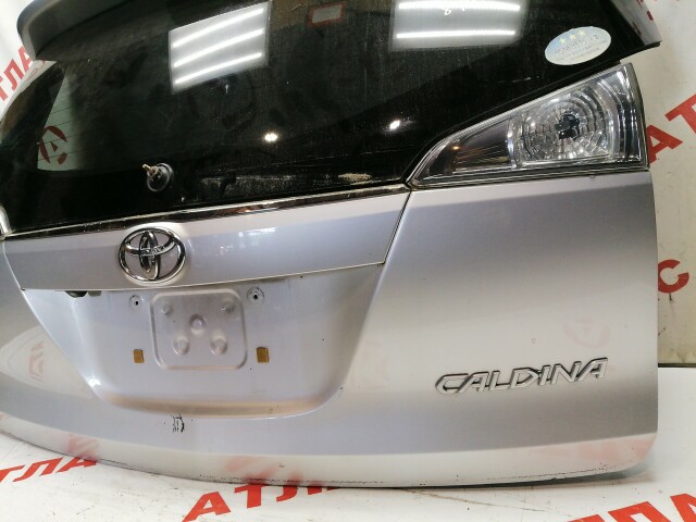 Дверь багажника TOYOTA Caldina 