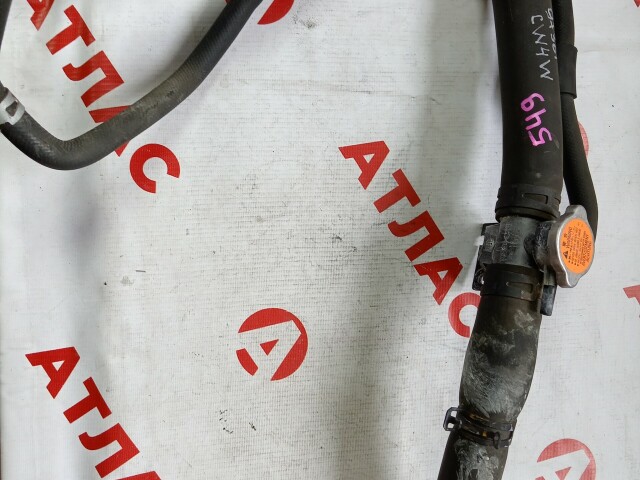 Горловина радиатора MITSUBISHI Outlander 