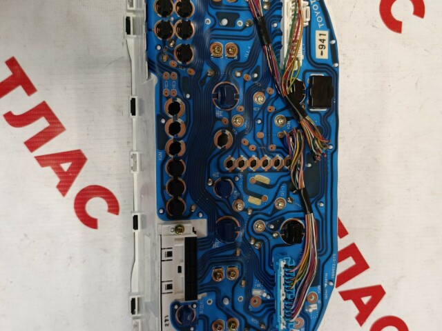 Щиток приборов TOYOTA Caldina 7A-FE