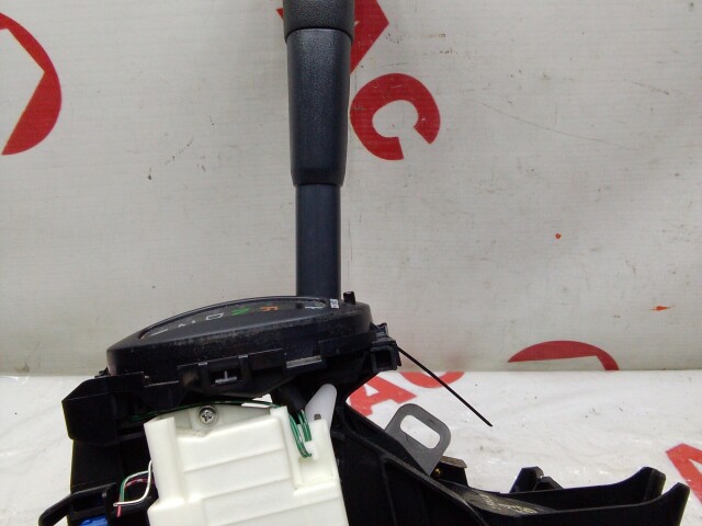 Рычаг КПП TOYOTA Ist 