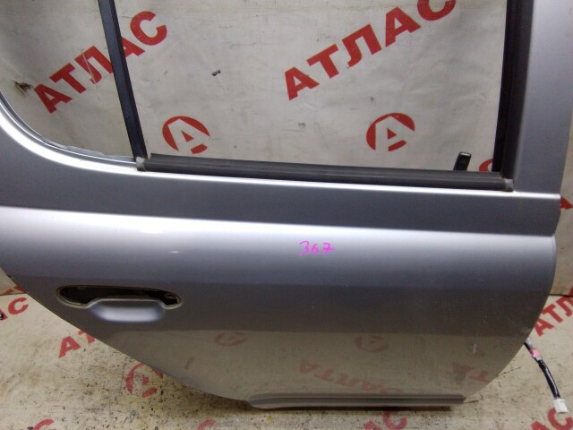 Дверь TOYOTA Vitz 