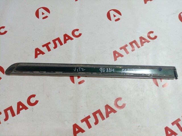 Молдинг TOYOTA Vitz 