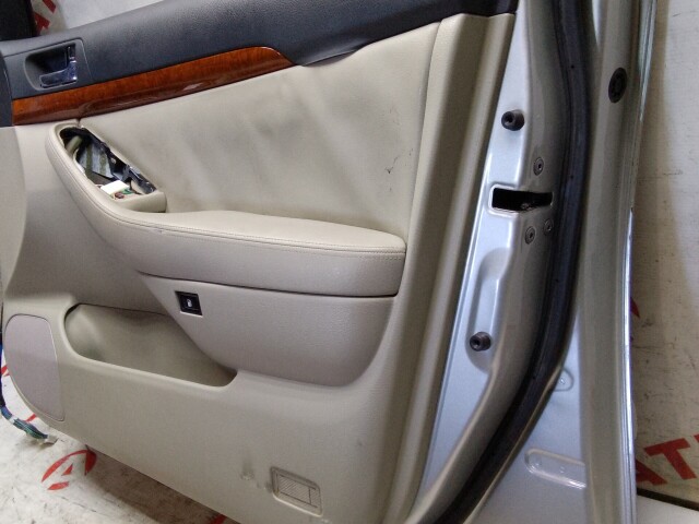 Дверь TOYOTA Avensis 