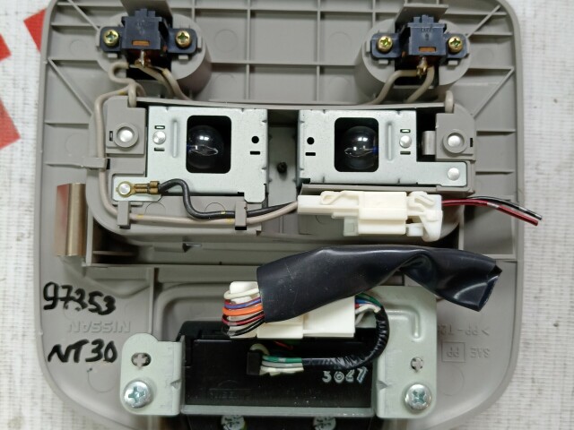 Плафон NISSAN X-Trail 