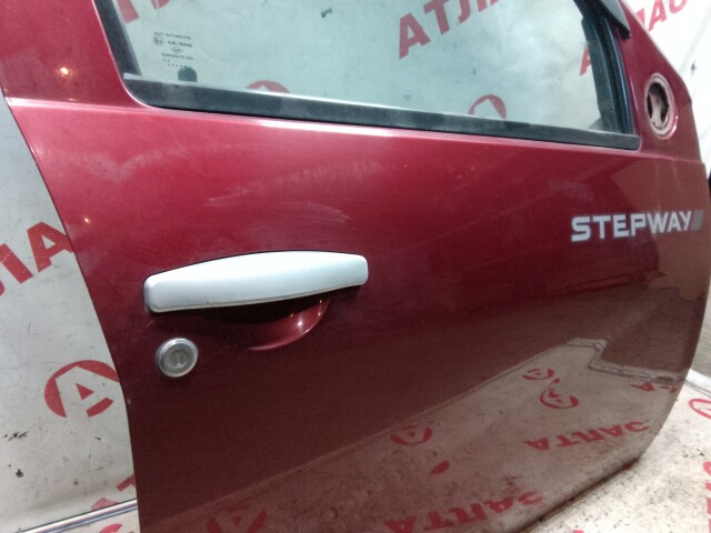 Дверь RENAULT Sandero Stepway 